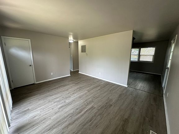 2nd image of 7720 Rhode Island Ct