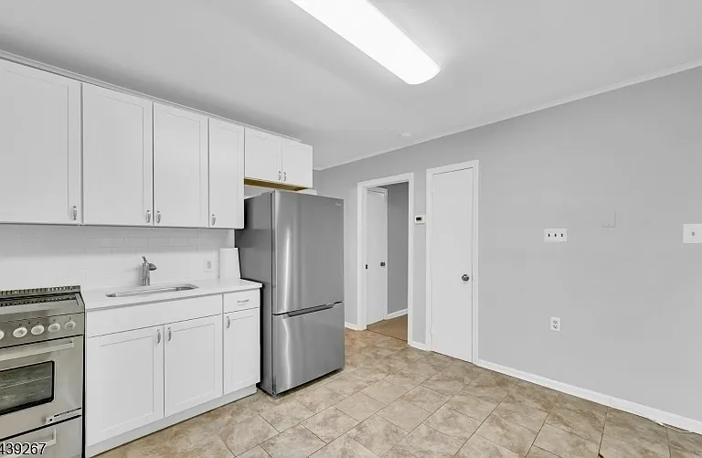 14 Sharon Ct — Photo 16