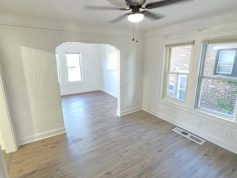 15757 Strathmoor St — Photo 11
