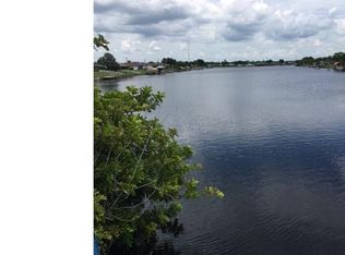 832 W Ellicott Cir, Pt Charlotte, FL 33952