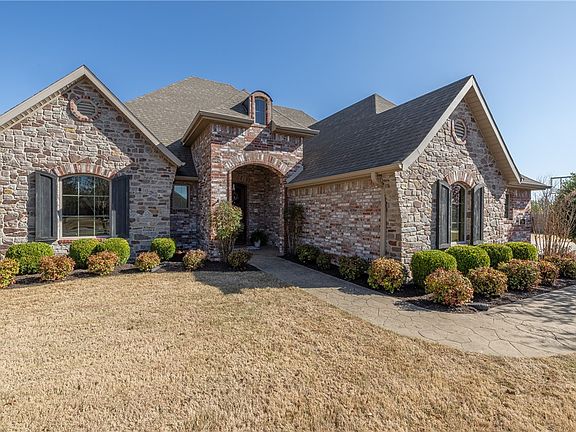 2nd image of 2116 Riverwater Ln