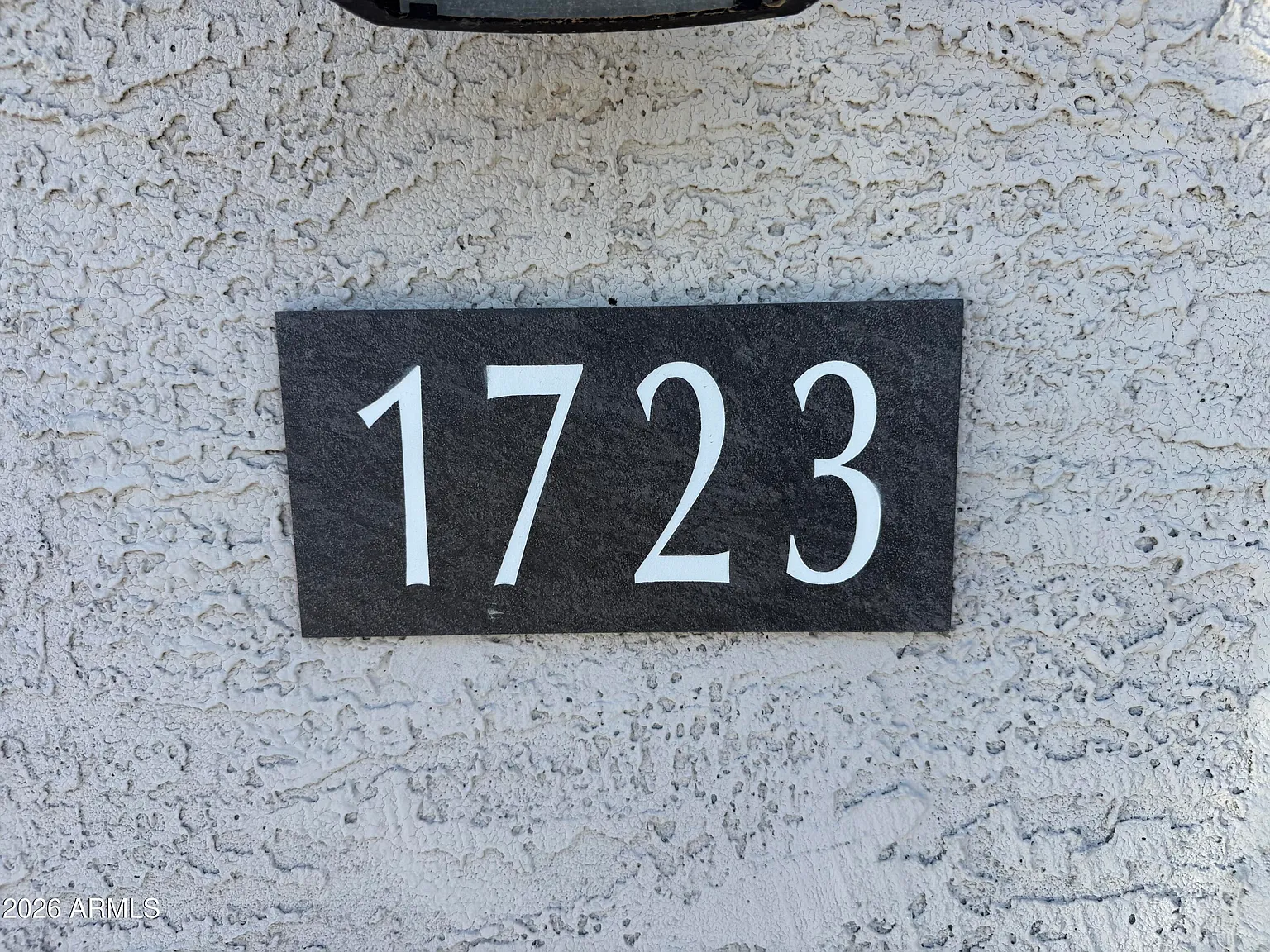 4 bed, 2.0 bath, 1701 sqft, $2,395 — Photo 2