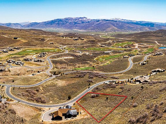 3rd image of 9275 N Uinta Cir #34