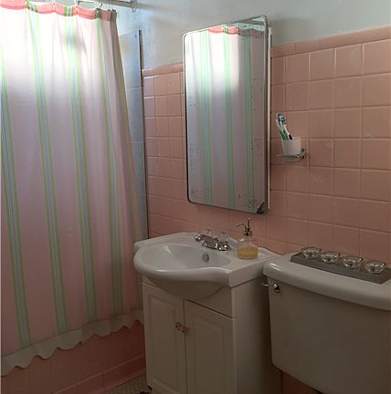 bathroom1 (2)