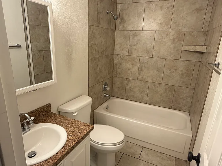 901 N Missouri St #8 — Photo 4