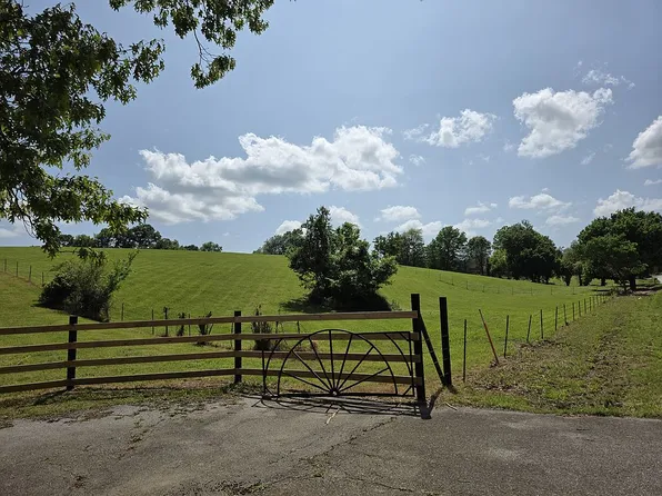 851 Healing Springs Rd, Cave Springs, AR 72718