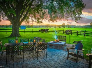 42 Hollow Rd, Skillman, NJ 08558