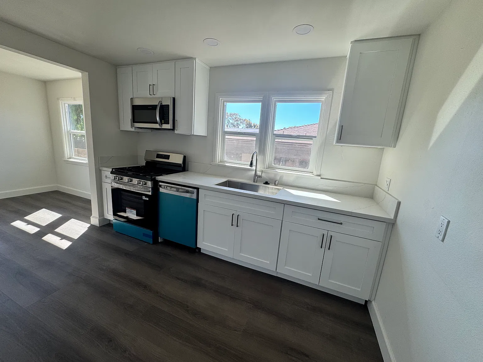 1309 Bush St — Photo 4