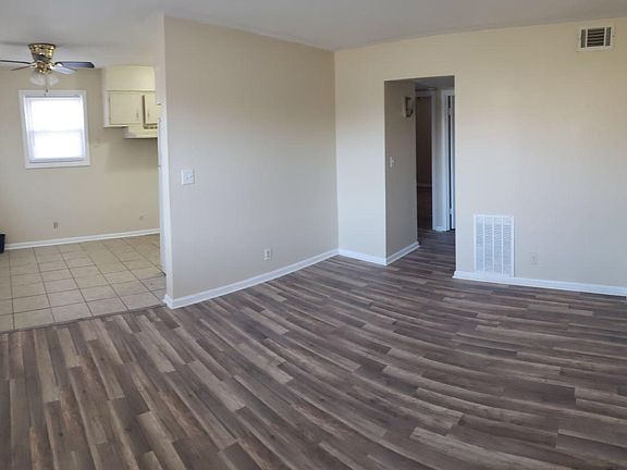 3rd image of 2924 Brinkey Way APT 1