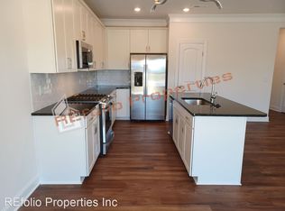 1602 Willbrook Dr, Fuquay Varina, NC 27526