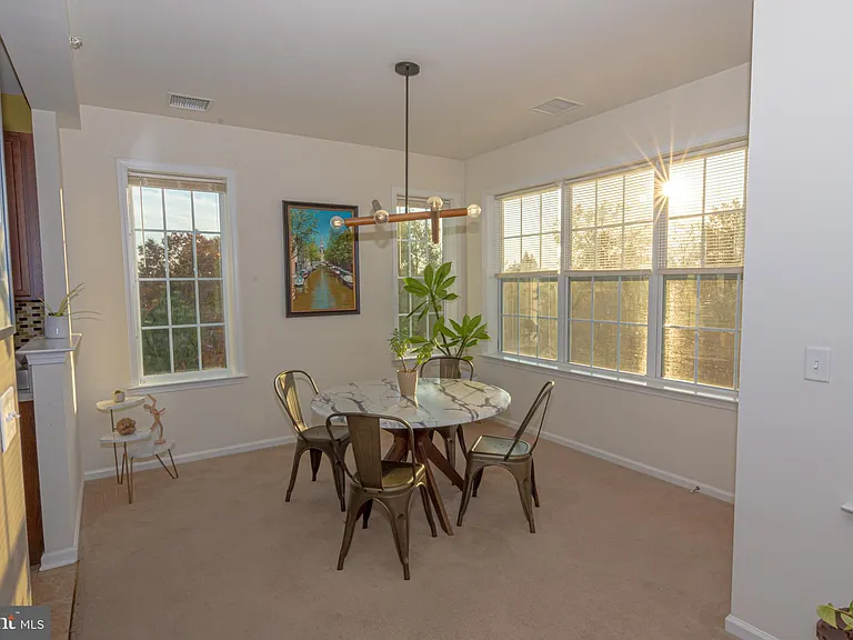 832 Timberlake Dr — Photo 8