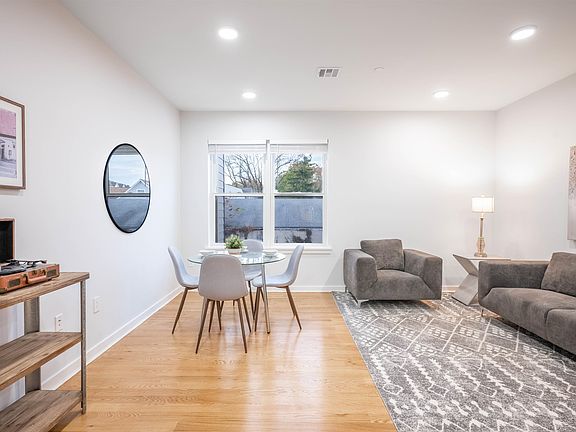3rd image of 660 Bloomfield Ave #205