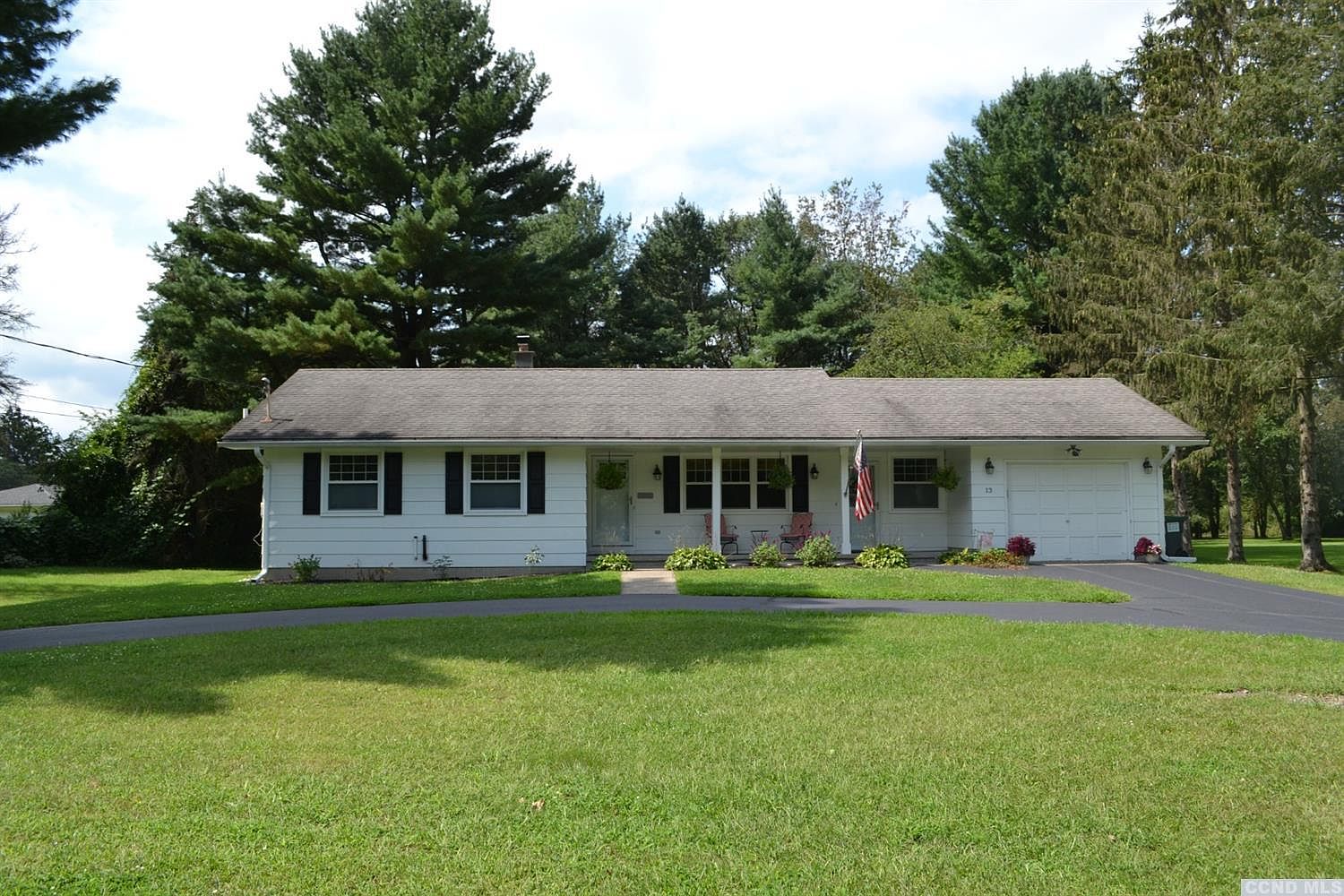 13 Gaffney Ln, Kinderhook, NY 12106 Zillow