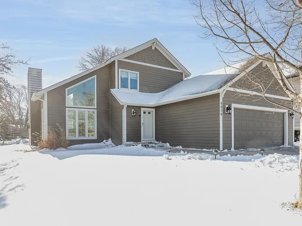 4820 Erickson Dr, New Hope, MN 55428