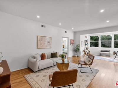 14144 Dickens St APT 217, Sherman Oaks, CA, 91423