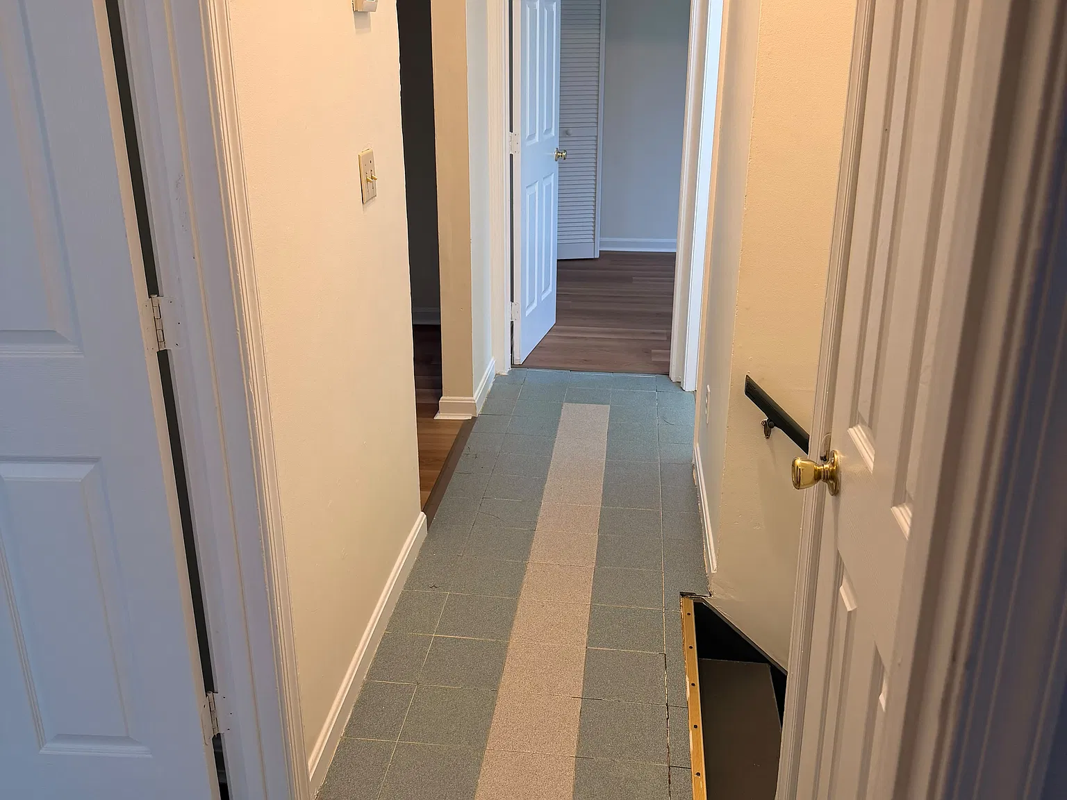 102 Delaware Ave — Photo 4