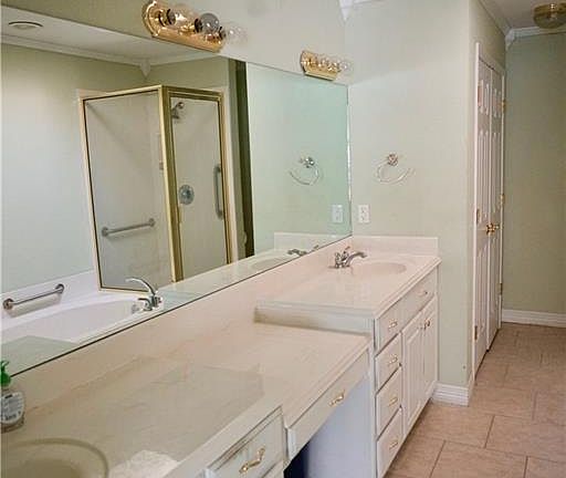 5th image of 1565 Glenwood Dr