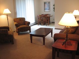 2504 N 124th St APT 120, Milwaukee, WI 53226