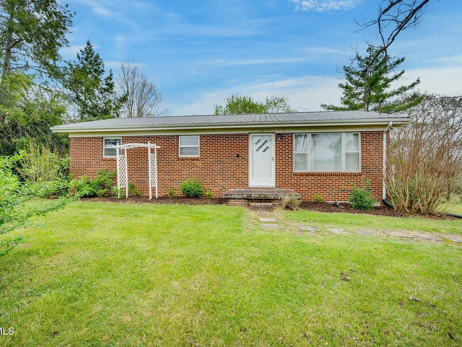 2555 Fodderstack Mountain Loop, Greeneville, TN 37745 | Zillow