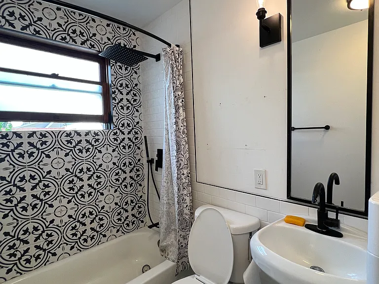2449 A St #L — Photo 5