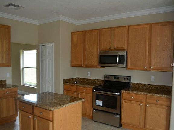 2nd image of 9778 Myrtle Creek Ln