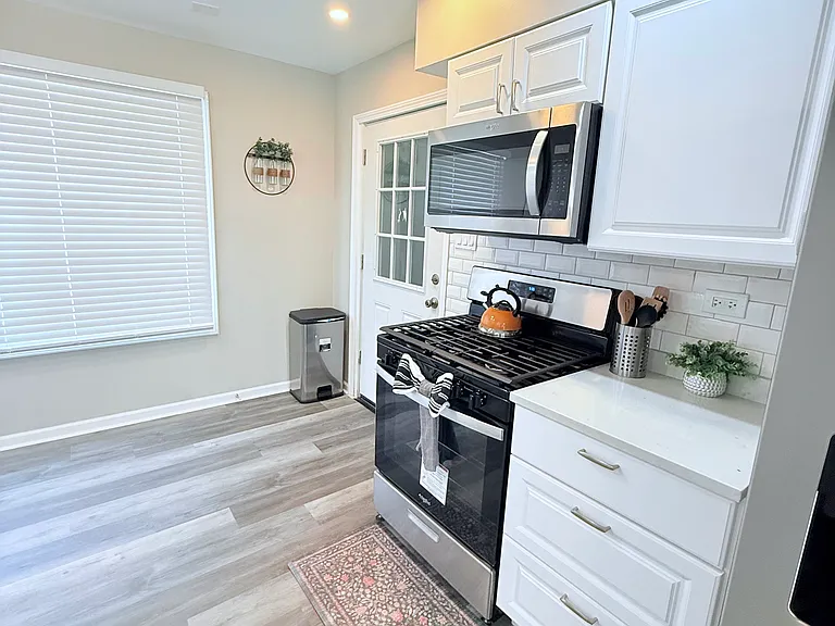10308 W Lyndale Ave — Photo 34