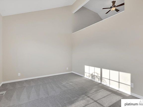 5th image of 7820 Curtis Ave