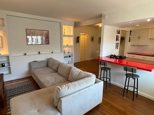 7424 Byron Ave APT 9B, Miami Beach, FL 33141