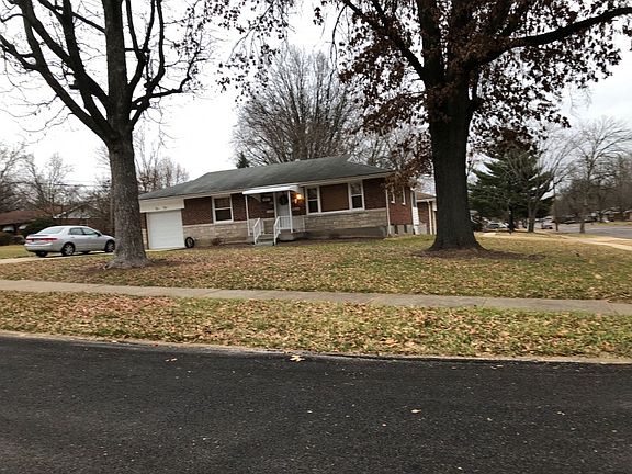4th image of 210 S Dellwood Dr
