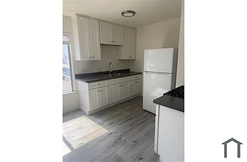 6212 Beck Ave #1 Photo 1