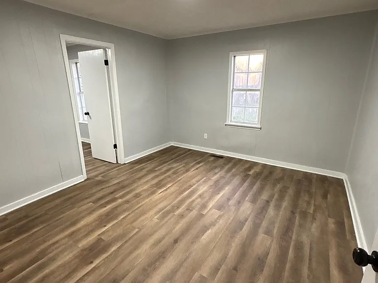 951 Norris St — Photo 5