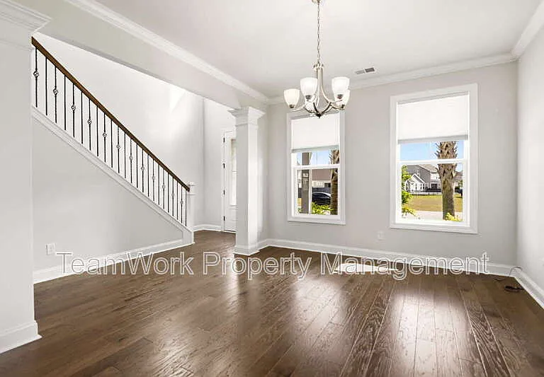 233 Seaworthy St — Photo 6