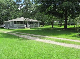 26115 Lake Dr, Splendora, TX 77372