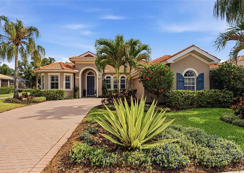 1st image of 170 MONTELLUNA DRIVE