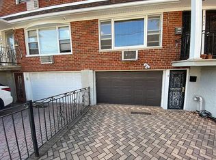 43-44 165th St #1, Flushing, NY 11358