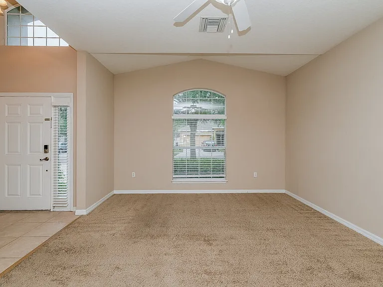 12130 Infinity Dr — Photo 6
