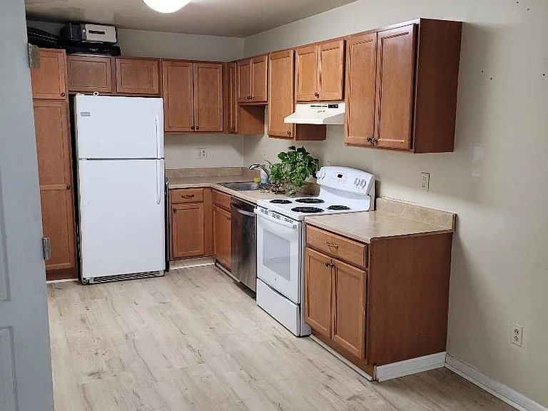 9555 Standon Pl — Photo 9