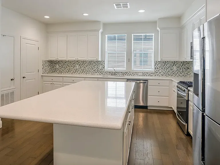 341 Wild Rose Way — Photo 6