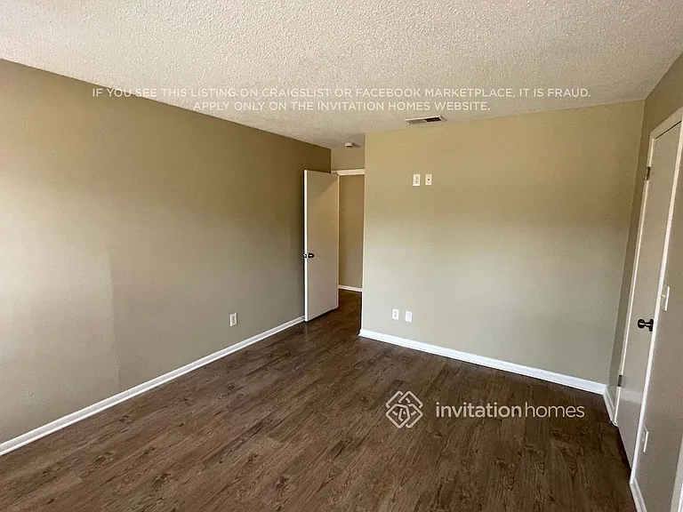 207 Springview Dr — Photo 6