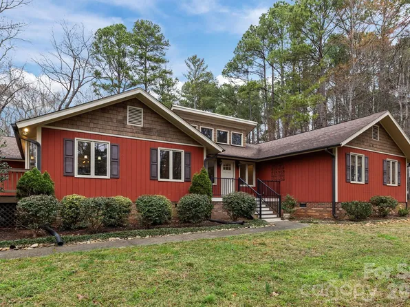 3406 Red Fox Trl, Matthews, NC 28104