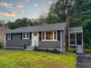 13 Center St, Medway, MA 02053