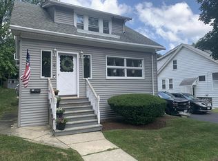 9 Healy Rd, Worcester, MA 01603