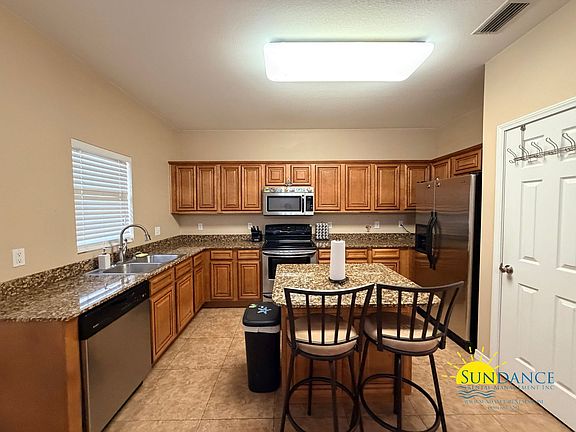 4th image of 1476 Bentley Cir