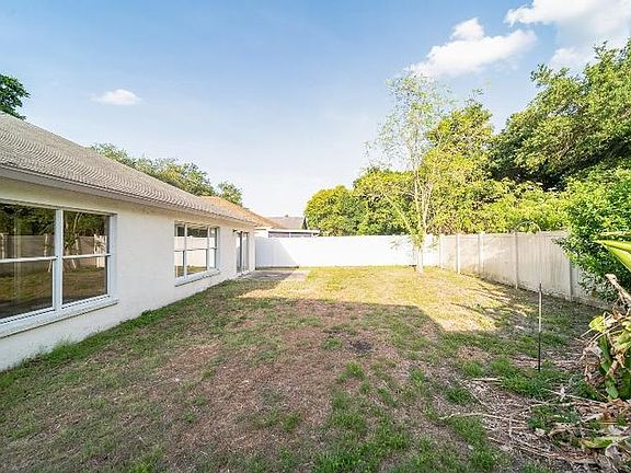 3rd image of 2312 Cattleman Dr