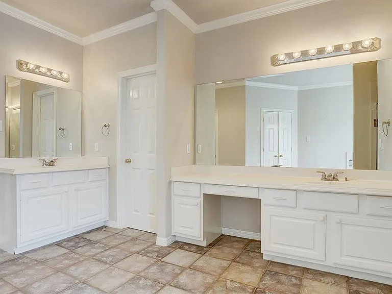 2822 Briarhurst Park — Photo 21