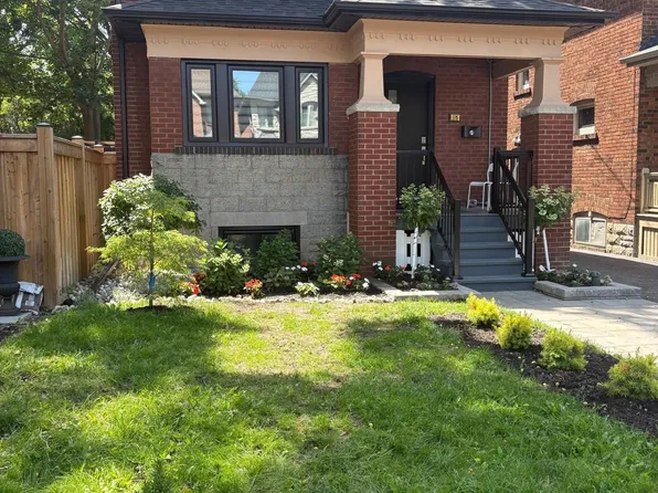 115 Wanless Ave, Toronto, ON M4N 1W1