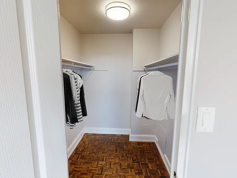 360 Torrance St — Photo 9