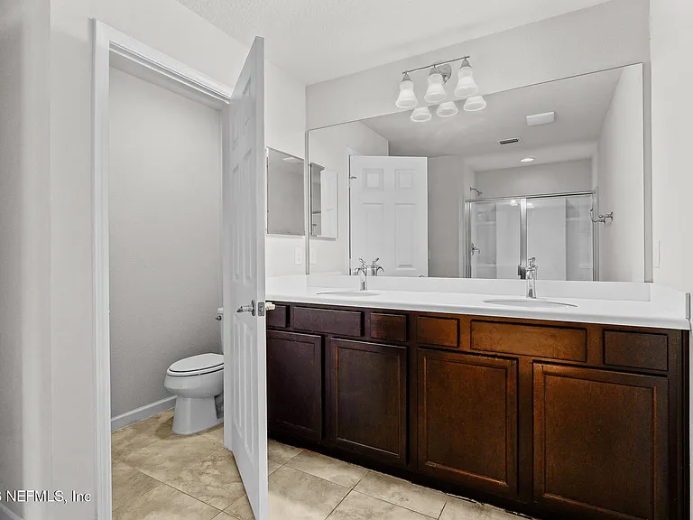 6791 Roundleaf Dr — Photo 23