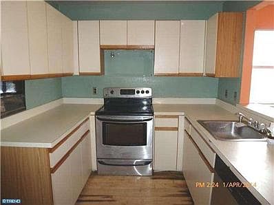 4th image of 1401 Linden St