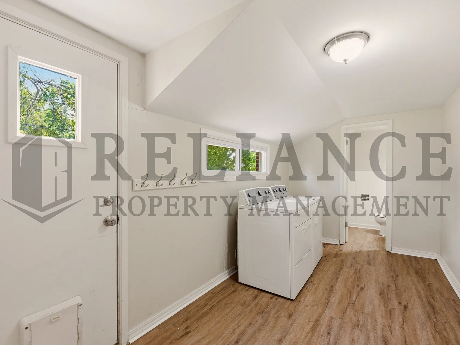 321 Southeast 10th St - 1 — Photo 4